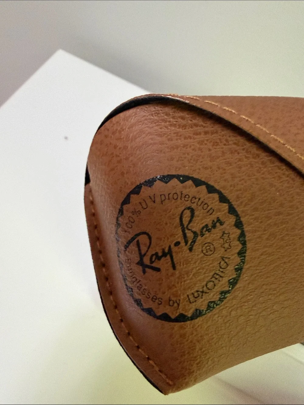 Authentic Ray-Ban Classic Brown Pebbled Leather Sunglasses Case Medium